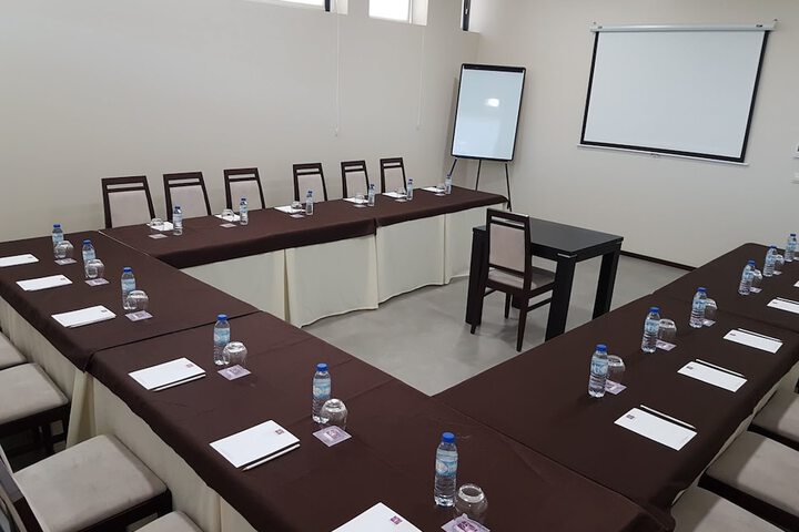 Business Center 56 of 62