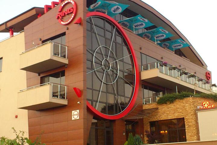 Family Hotel - Restaurant Ring