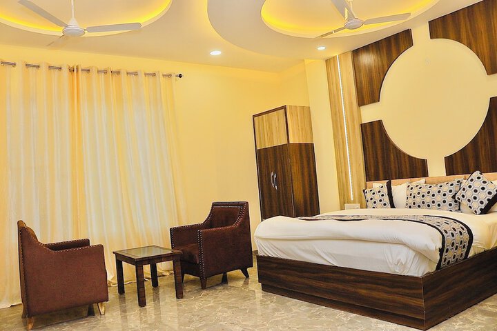 Room 16 of 22
