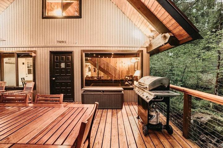 Property Grounds 22 of 34