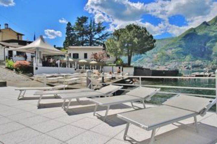 Sundeck 68 of 74
