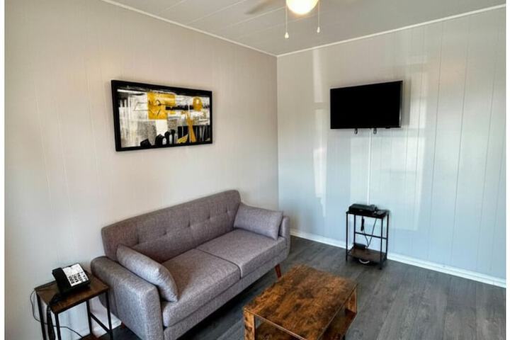 Room 44 of 76
