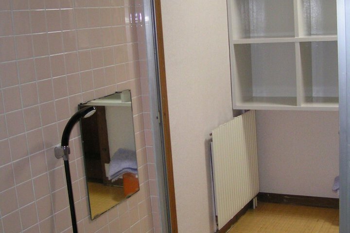 Room 14 of 68