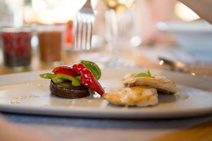 Dining Photos