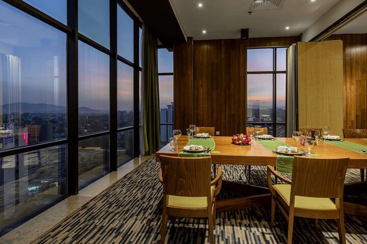 Dining 53 of 117
