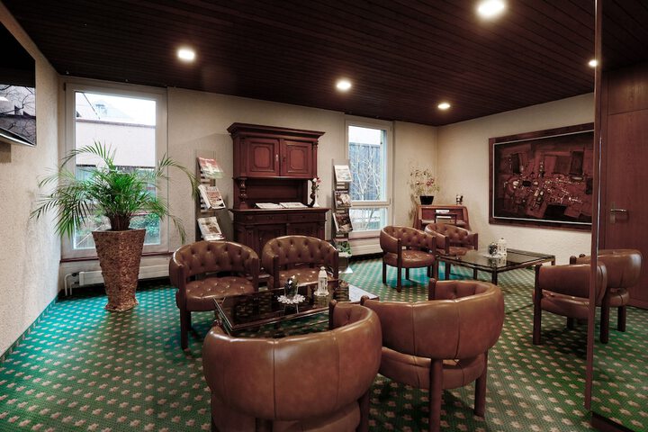 Hotel Interior 6 of 44
