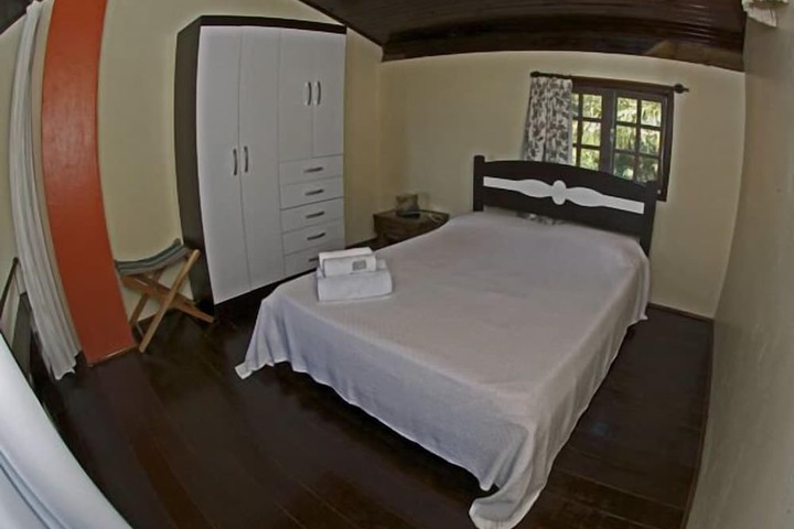 Room 5 of 67