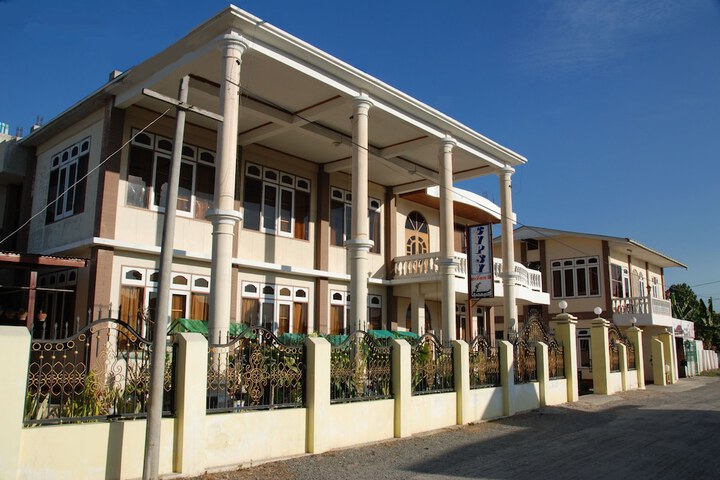 Hotel 26 of 28