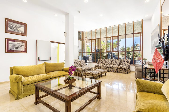 Lobby Entry
