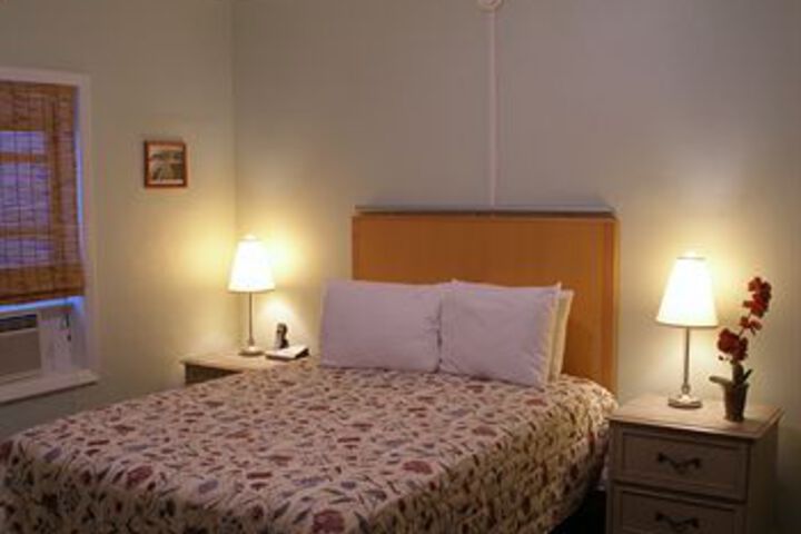 Room 7 of 23