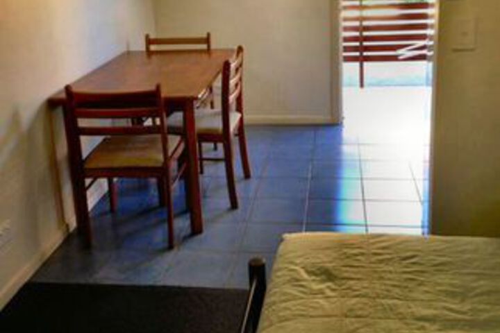Room 14 of 28