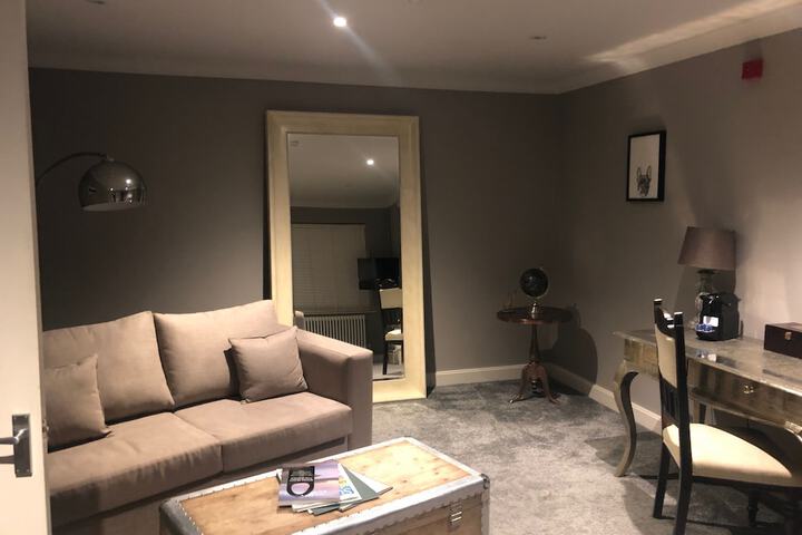 Room 29 of 65