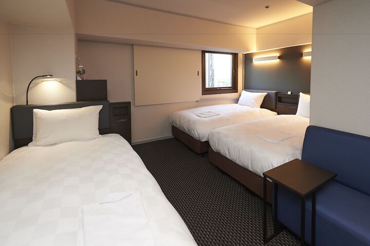 Room 17 of 91