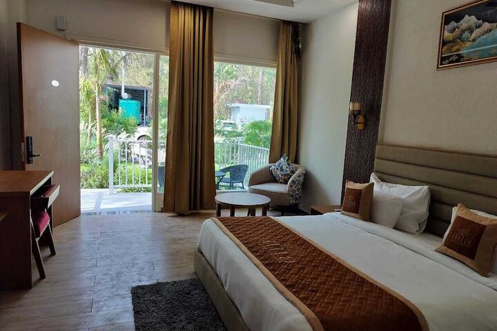 Room 16 of 117