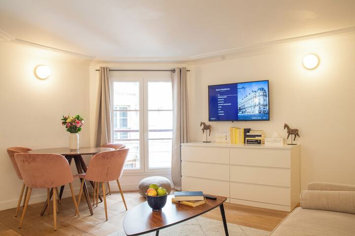 Room 93 of 188