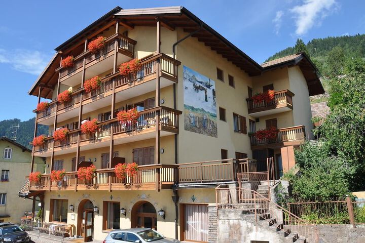 Hotel 19 of 24