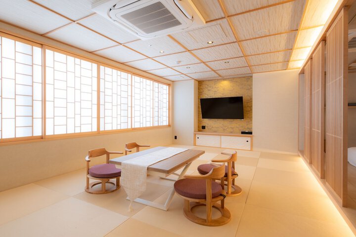 Room 15 of 79