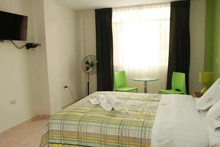 Room 12 of 14