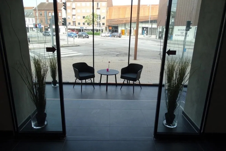 Terrace/Patio 7 of 27