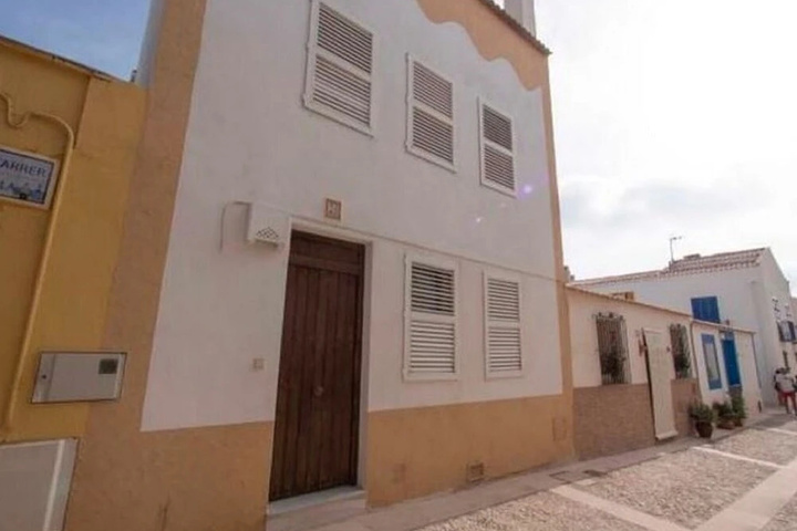 Spacious Holiday Home in Isla de Tabarca With Patio
