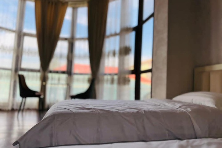 Room 22 of 62