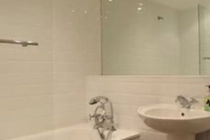 Room 2 of 16