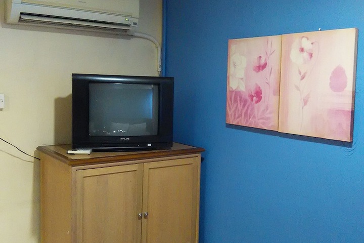 Room 20 of 32