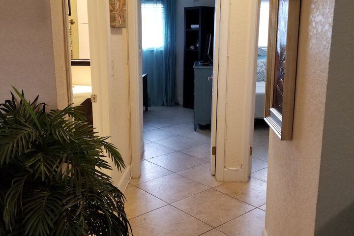 Room 18 of 24