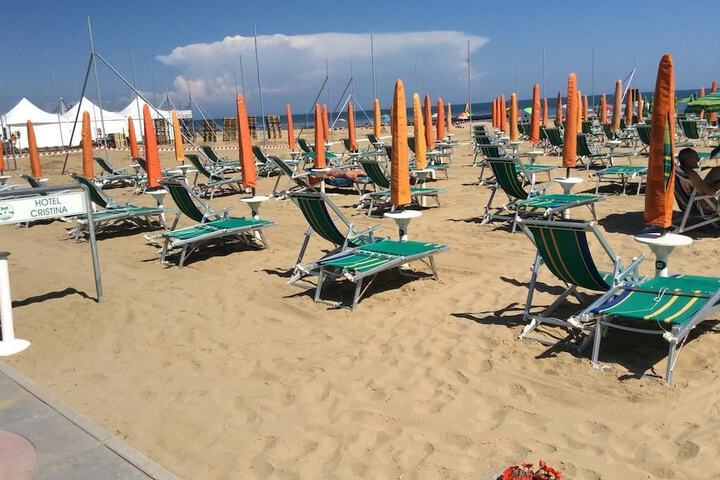 Beach 39 of 44