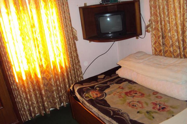 Room 3 of 5