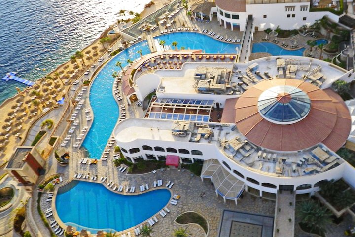Reef Oasis Blue Bay Resort