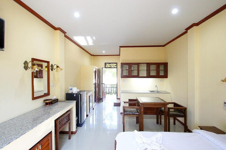 Room 16 of 51