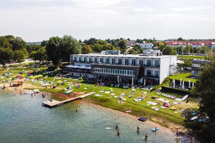 Photo of Neufeldersee Hotel & Restaurant