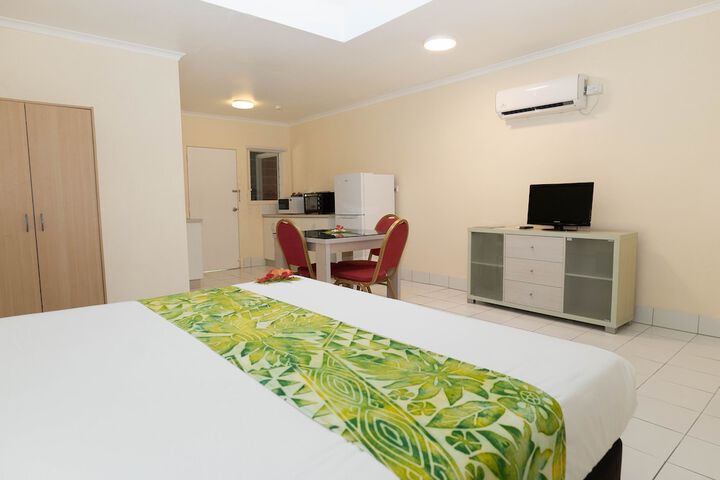 Room 35 of 73
