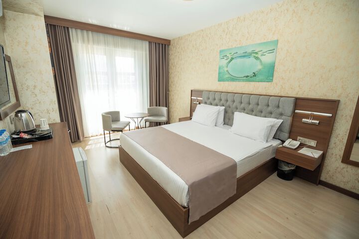 Room 13 of 46
