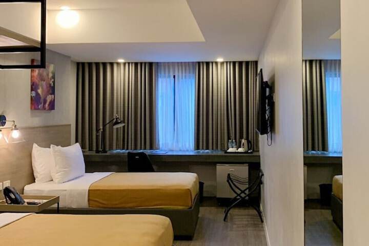 Room 14 of 31