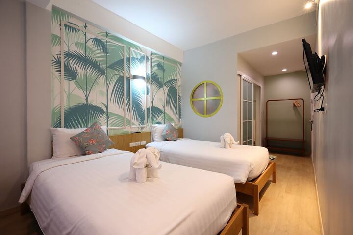 Room 10 of 91