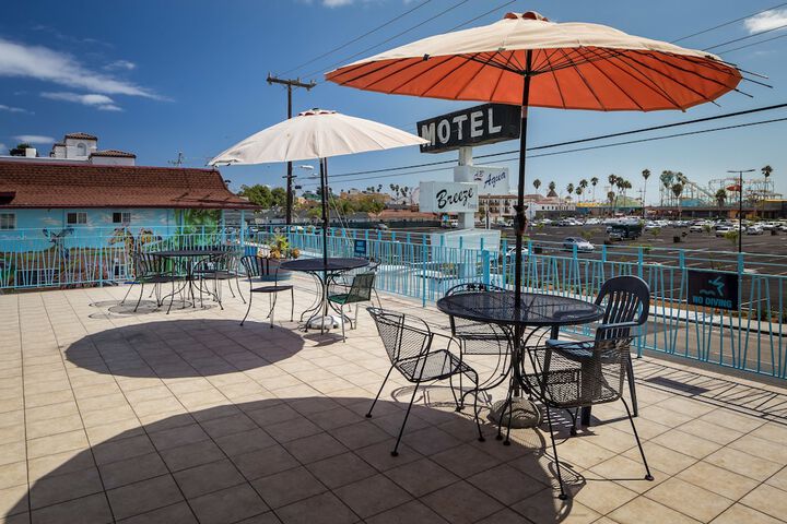 Sundeck