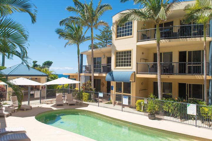 Pool Hotel