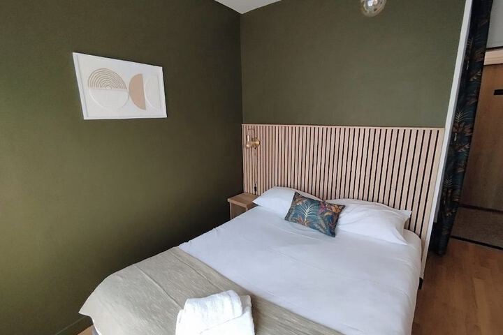 Room 17 of 54