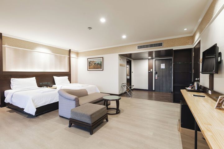 Room 29 of 140