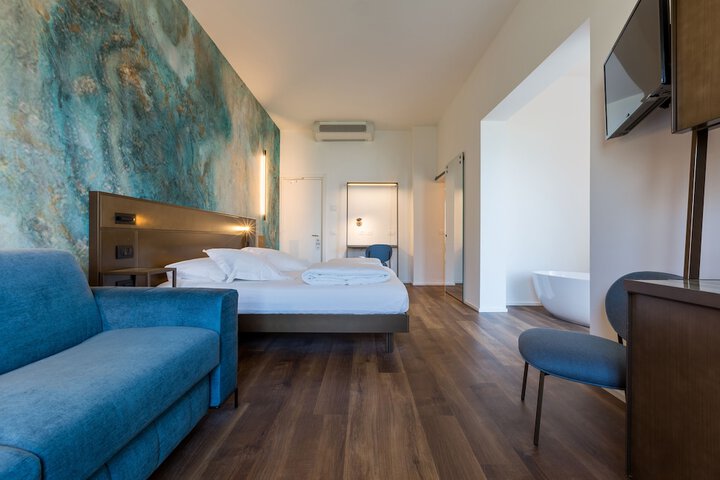Room 60 of 138