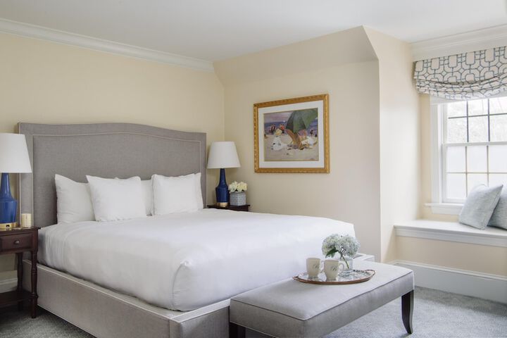 Room 34 of 194