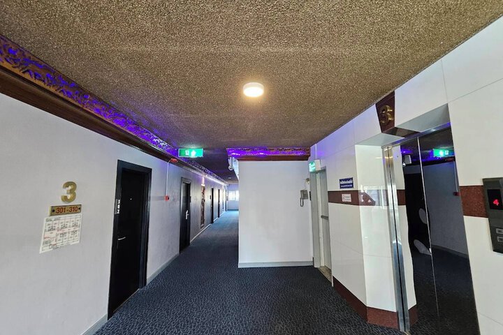 Hotel 2 of 27