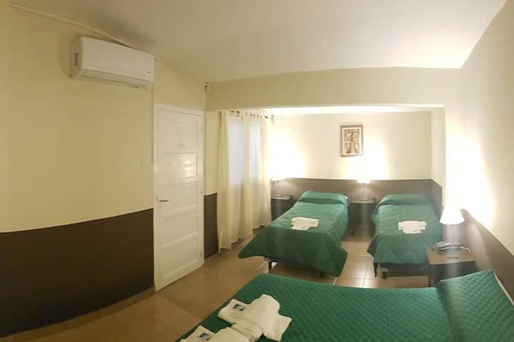 Room 9 of 37