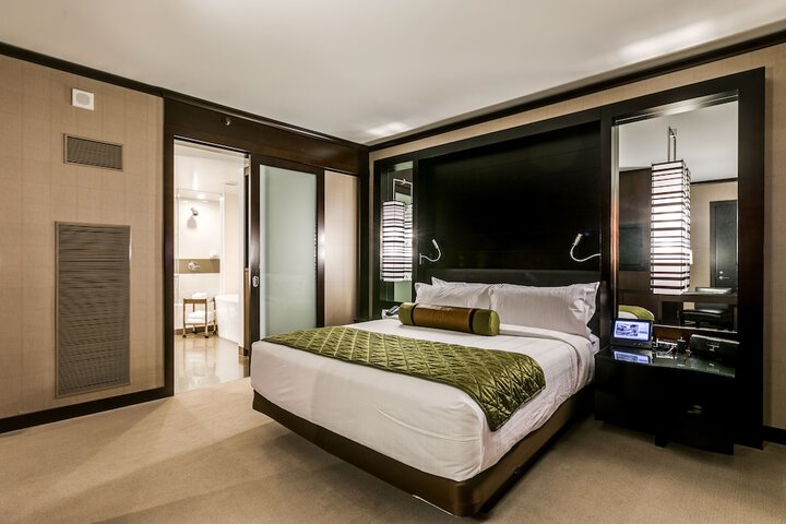 Room 27 of 124