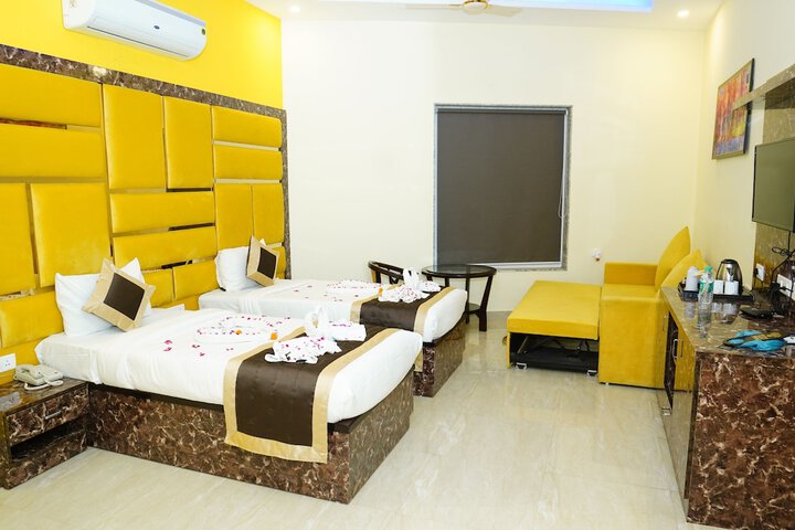Room 26 of 55