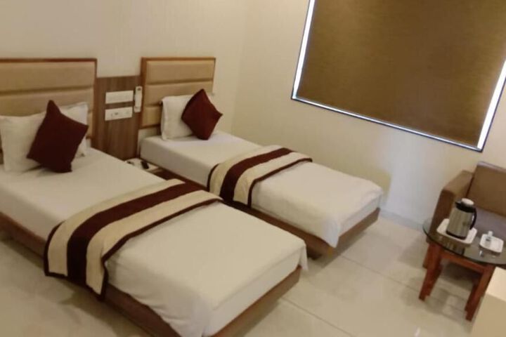 Room 48 of 66