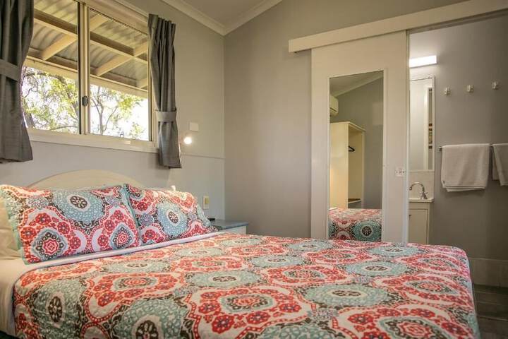Room 5 of 22