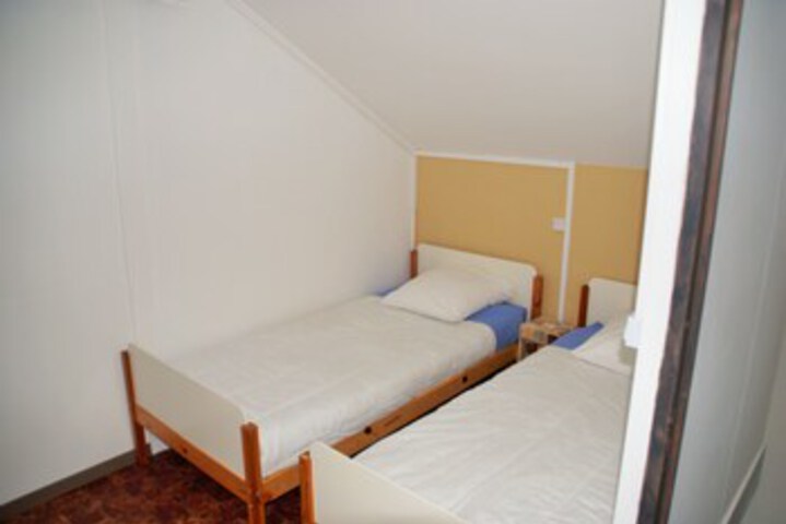 Room 29 of 33